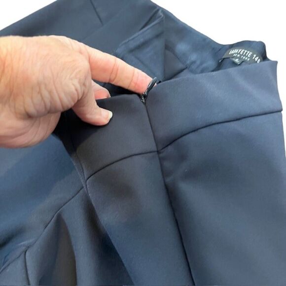 Lafayette 148 Tailored Navy Blue Trousers Raised front Seam Side Zip Size 6 - Picture 6 of 11